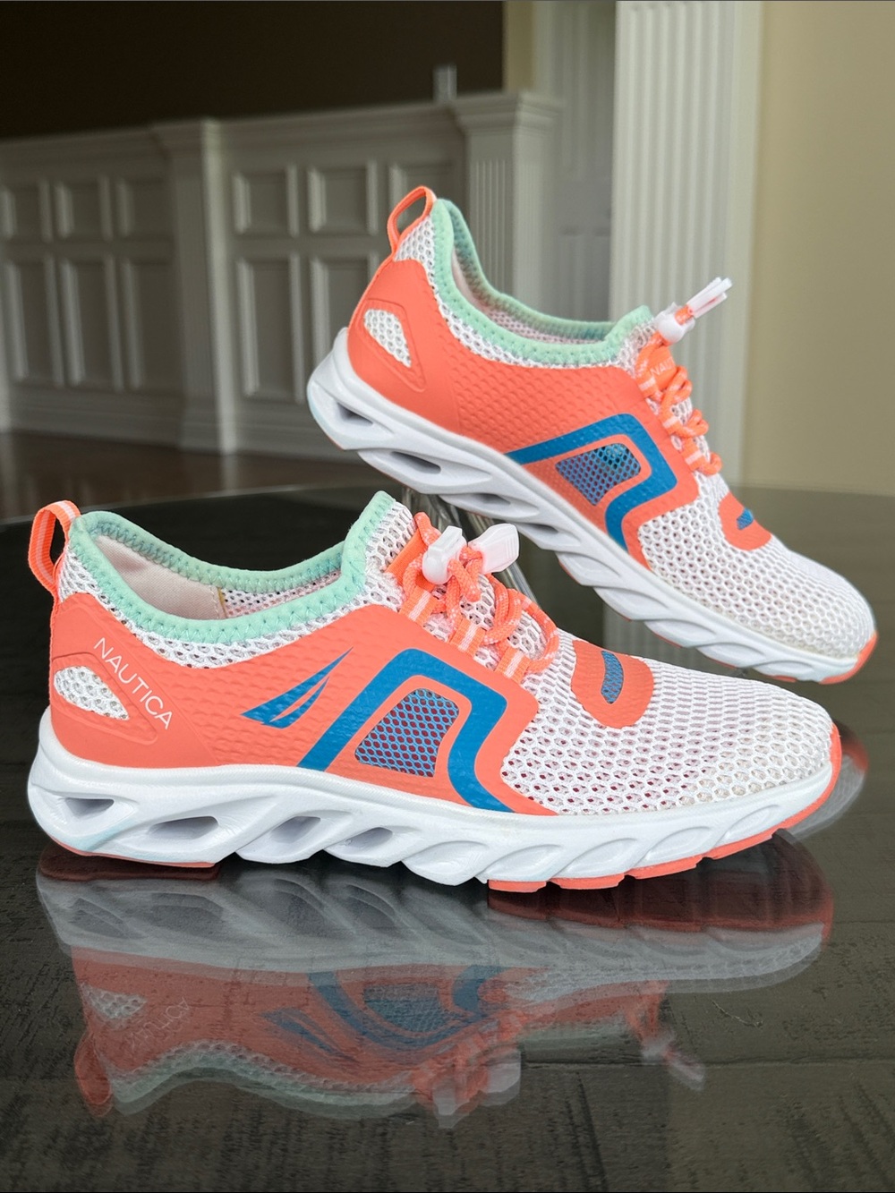 Nautica Coral, White & Aqua Mesh Athletic Sneakers. Womens Size 7